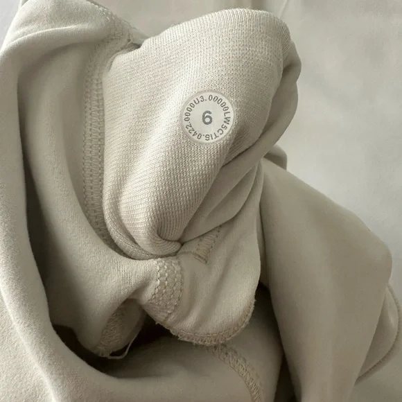 Lululemon Align 25' leggings in White Opal - Picture 3 of 4